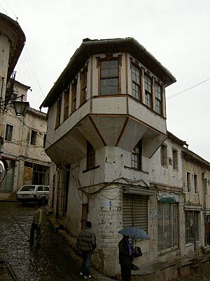 Archivo:House in gjirokastra