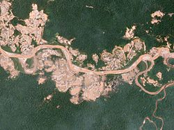 Illegal Mining, Peru, 2017-01-20 by Planet Labs.jpg