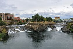 MK02733 Spokane Upper Falls 3x2 crop.jpg