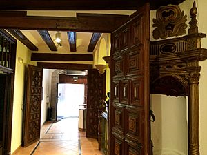 Archivo:Museo J. Cabré. Interior 24