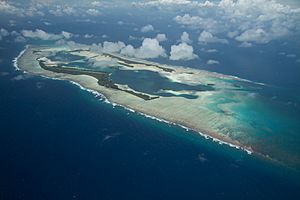Archivo:Palmyra Atoll NWR aerial FWS