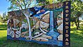 Pintura y obra de arte en la entrada al municipio de Profundidad, Provincia de Misiones, Argentina