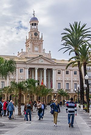 Archivo:Plaza de San Juan de Dios - Cadiz, Spain - panoramio edited