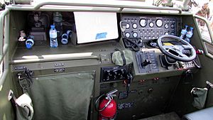 Archivo:Riverine Patrol Boat Cockpit Console