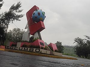 Archivo:Tocumbo1