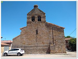 Archivo:Villavega de aguilar 17 - Iglesia de San Juan Bautista
