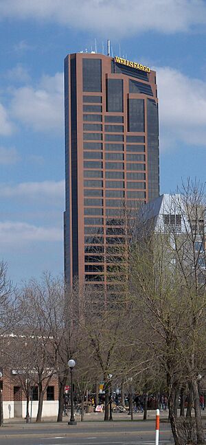 Archivo:Wells Fargo Saint Paul 2