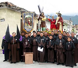 Archivo:Apostolado de Cirineos de Piedecuesta