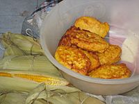 Archivo:Barranquilla buñuelos de maíz