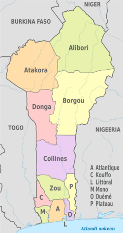 Benin, administrative divisions - et - colored.svg