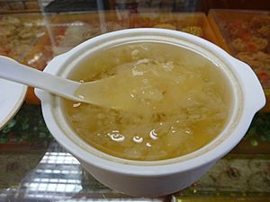 Archivo:Bird's-nest-soup-Miri-Malaysia