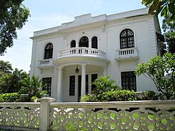Archivo:Bquilla-CasaRepublicana
