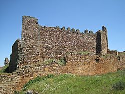 Castillo de Castrotorafe, ángulo SO.jpg