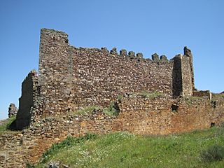 Castillo de Castrotorafe, ángulo SO.jpg