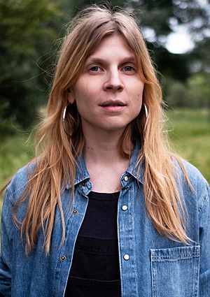 Clémence Poésy para Niños