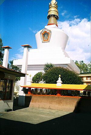 Archivo:Dodrulchortenstupa