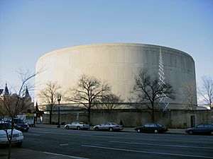 Archivo:Hirshhorn Museum