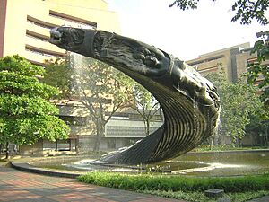 Archivo:La Vida de Rodrigo Arenas Betancurt(2)-Medellin