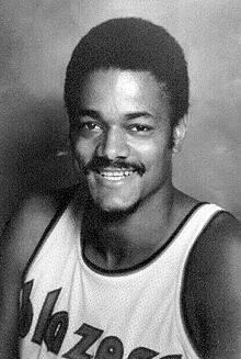 Maurice Lucas.jpg