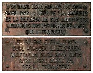 Archivo:Monumento a los Fueros (Pamplona)-Placas de bronce