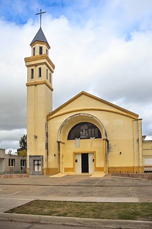 Archivo:Parroquia Inmaculada Concepción - Comuna de Humboldt (Santa Fe)