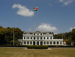Archivo:Presidential Palace - Paramaribo