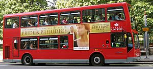 Archivo:Pride & Prejudice London Bus