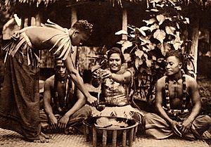 Archivo:Samoan 'ava ceremony, c. 1900-1930 unknown photographer