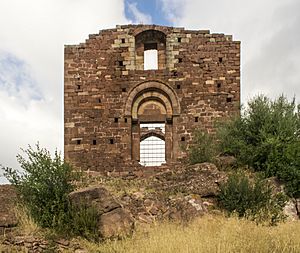 Archivo:Sant Genís de Rocafort - Fachada - Teillu