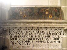 Tumba de la reina Urraca la Asturiana, hija ilegítima de Alfonso VII de León..JPG