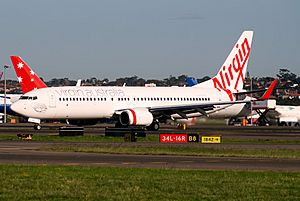 Virgin Australia (VH-YFC) Boeing 737-81D at Sydney Airport.jpg