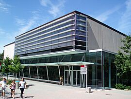 YorkUComputerScienceAndEngineeringBuilding.jpg