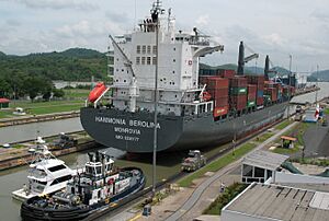 Archivo:06. Canal de Panama (24)
