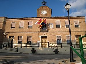 Archivo:Ayuntamiento de Carriches