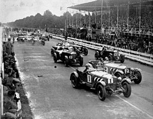 Archivo:Brooklands 1930