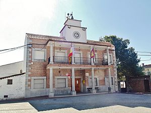 Archivo:Casa consistorial de Montesclaros