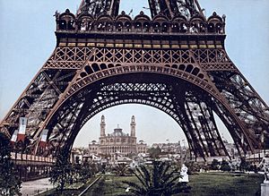 Archivo:Eiffel Tower and the Trocadero, Exposition Universal, 1900, Paris, France