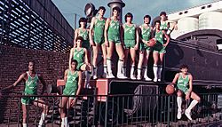 Archivo:Ferro basquet 1985