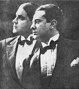 Archivo:Gardel-Razzano