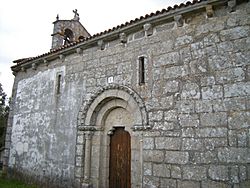 Igrexa de Santo Estevo de Pezobrés, Santiso.jpg