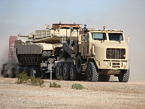 Archivo:M1070A1 HET