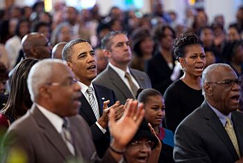 Archivo:Obama at Zion Baptist Church in Washington