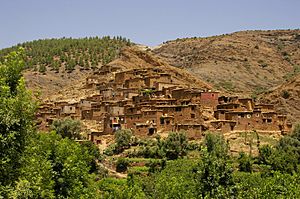 Archivo:Ourika berbere village