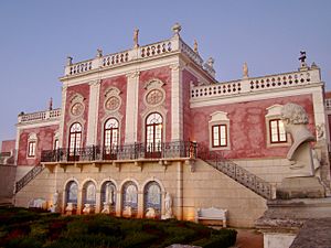 Archivo:Palacio de Estoi, Faro - Algarve. 30.11.2018