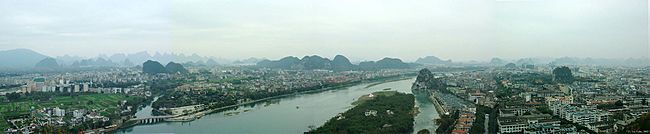 Archivo:Panorama of guilin