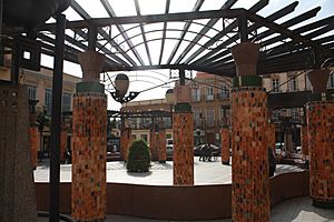 Archivo:Plaza Menéndez Pelayo, Melilla