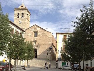 Plaza de la Constitución, en Cúllar (Granada).jpg