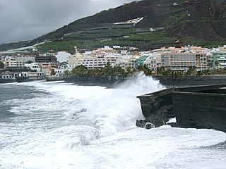 Puerto naos en la palma.jpg