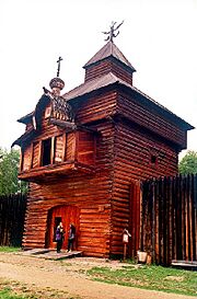 Archivo:Taltsy Museum Irkutsk Ostrog Tower 200007280018