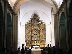 Archivo:Tarancon - Iglesia de Nra. Sra. de la Asuncion 2